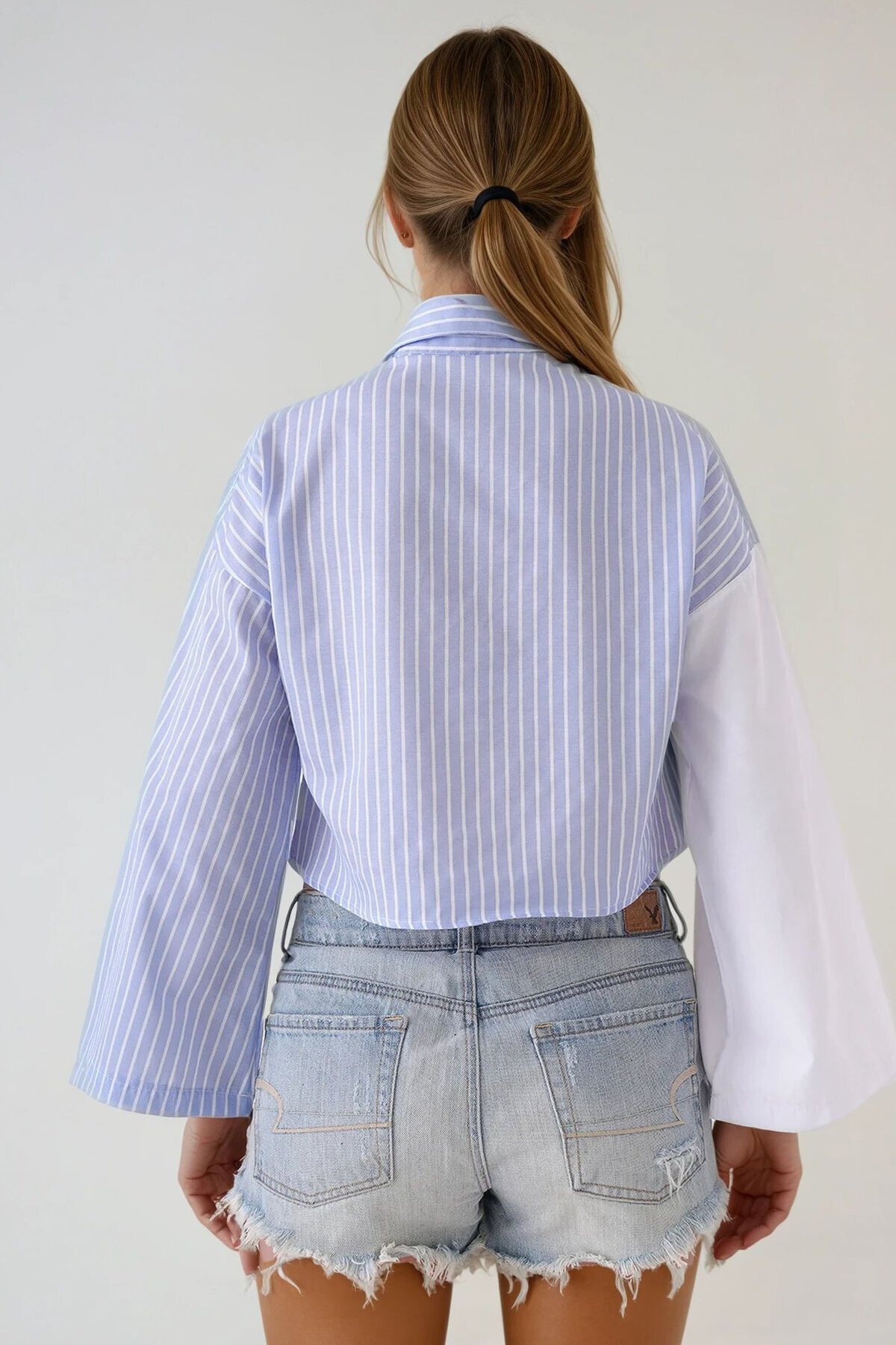 Beyaz Çizgili Geniş Kollu Crop Gömlek