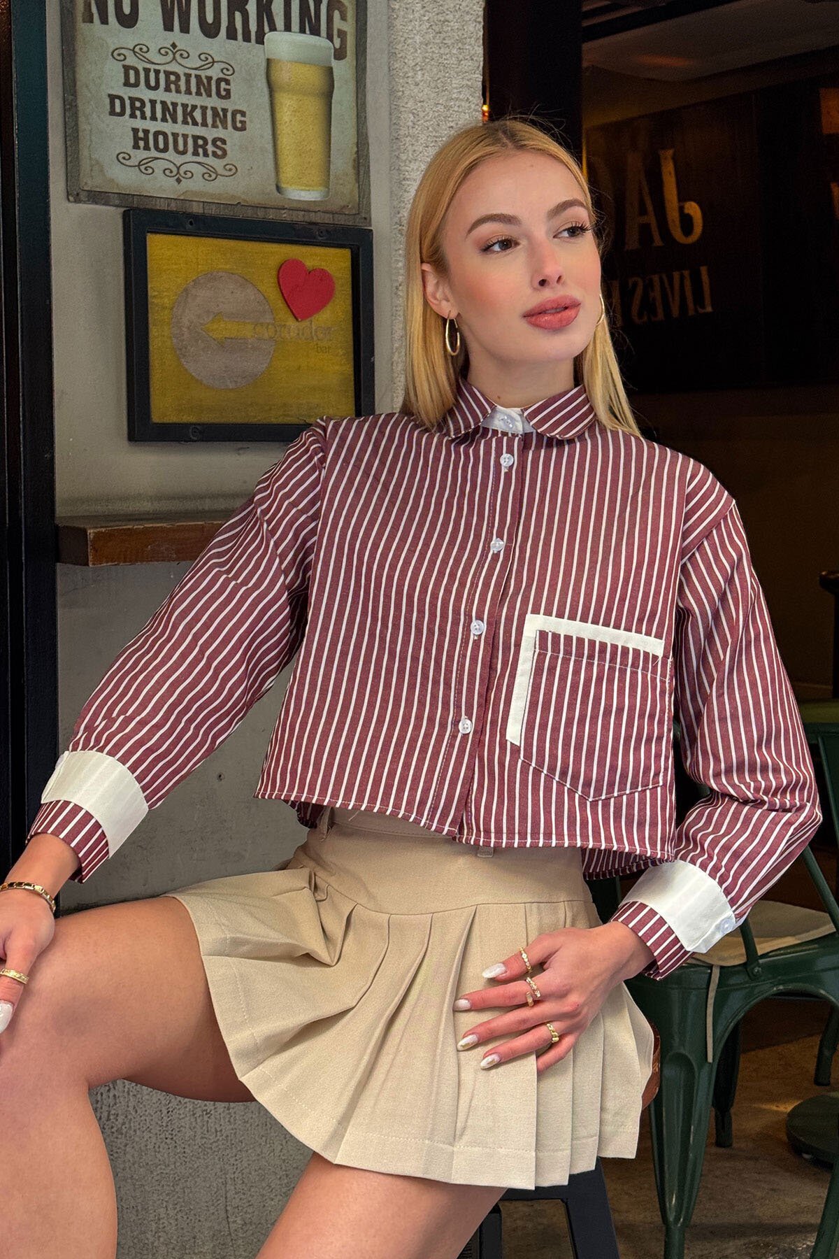 Pembe Çizgili Oversize Uzun Kollu Düğmeli Manşet Crop Gömlek