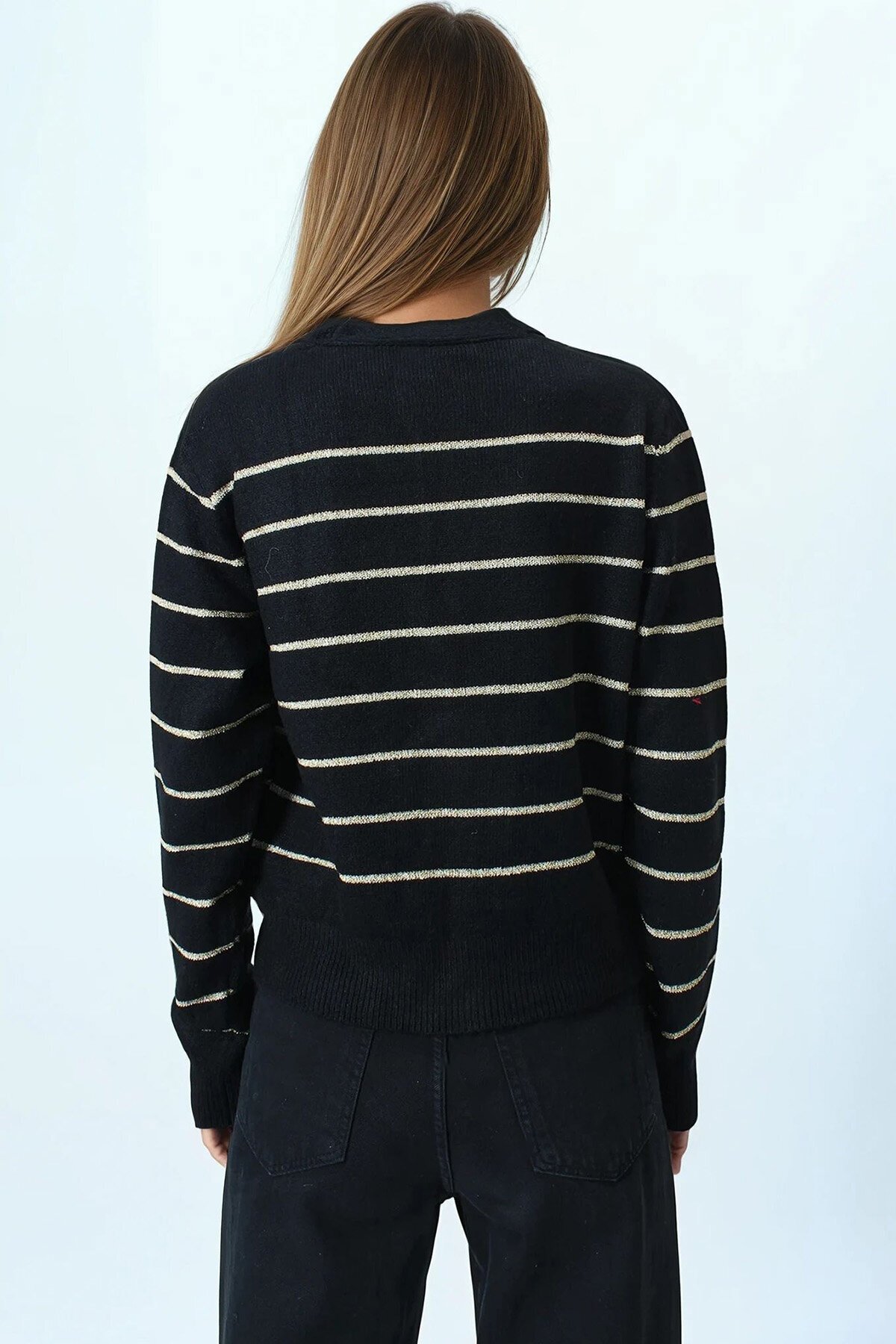 Derin V Yaka Düğmeli Çizgili Triko Hırka