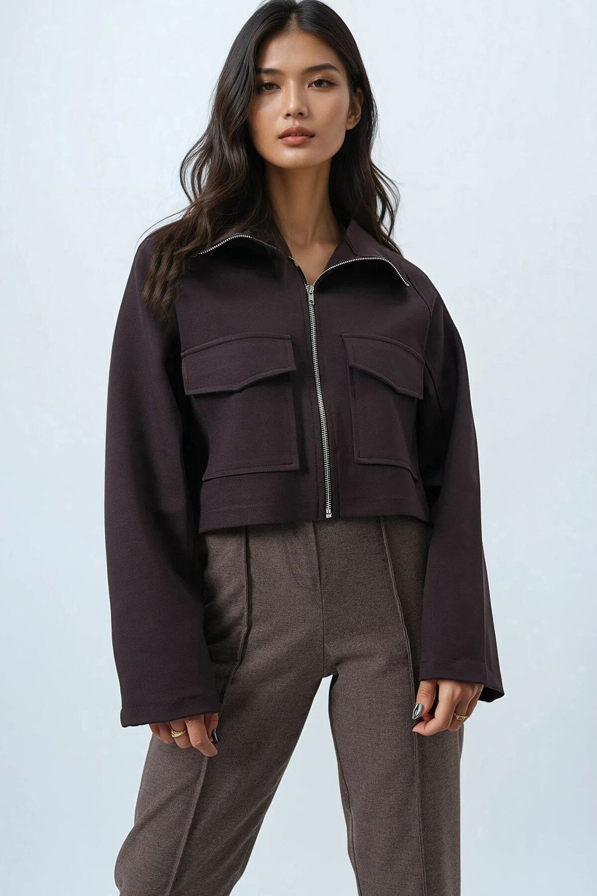 Dik Yaka Çift Cepli Reglan Kol Ceket