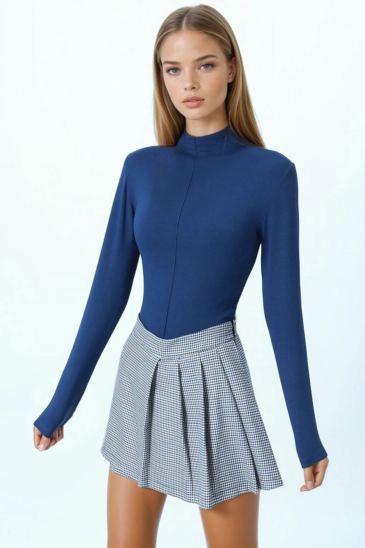 Dik Yaka Önü Çımalı Basic Bluz