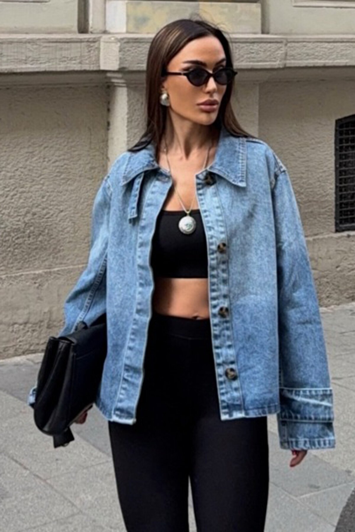 Düğme Kapamalı Yakası Gizli Düğmeli  Denim Ceket