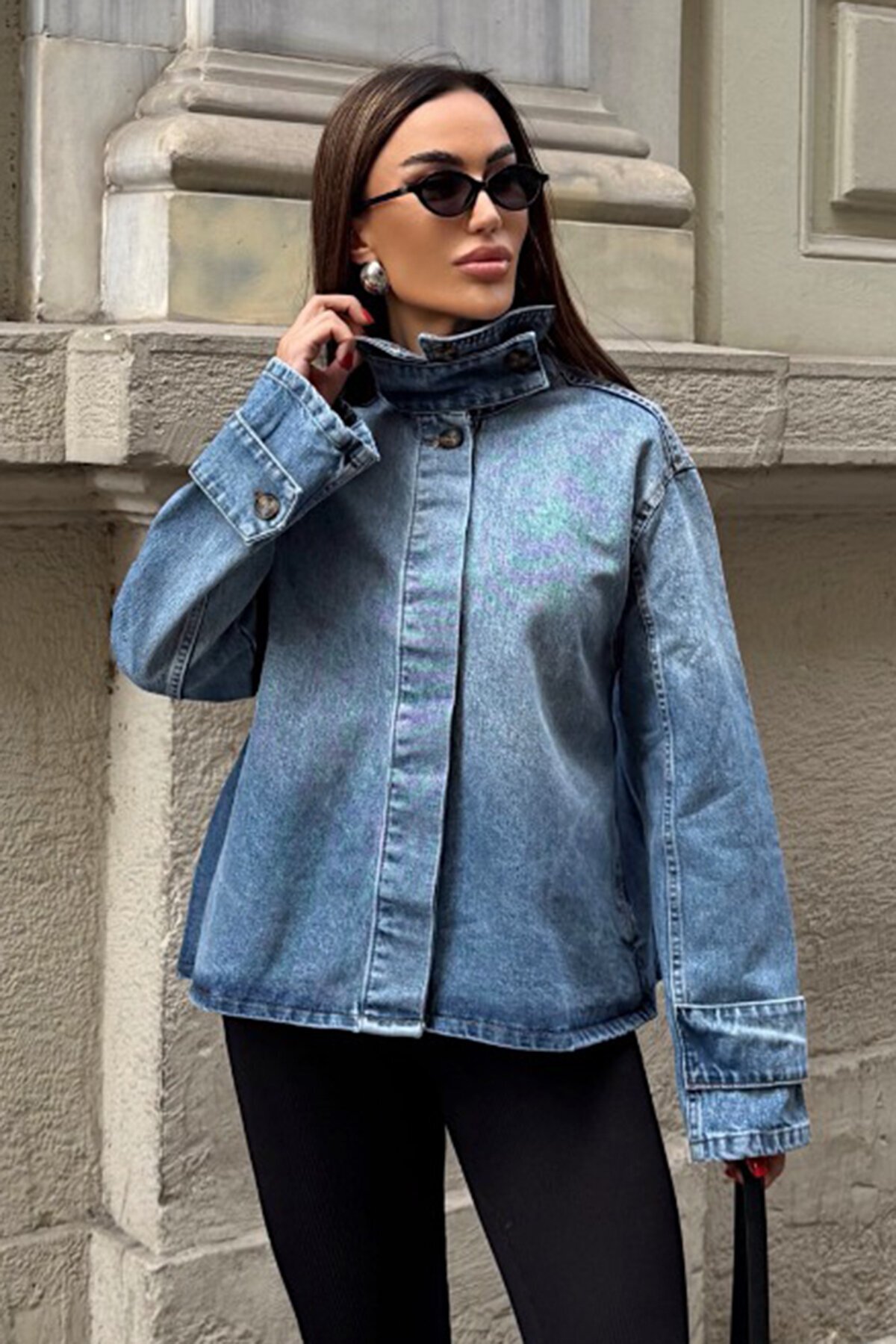 Düğme Kapamalı Yakası Gizli Düğmeli  Denim Ceket