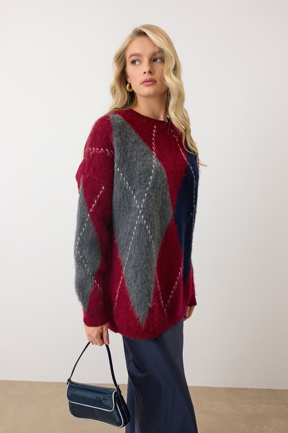 Bordo Ekose Desenli Yumuşak Dokulu Oversize Triko Kazak