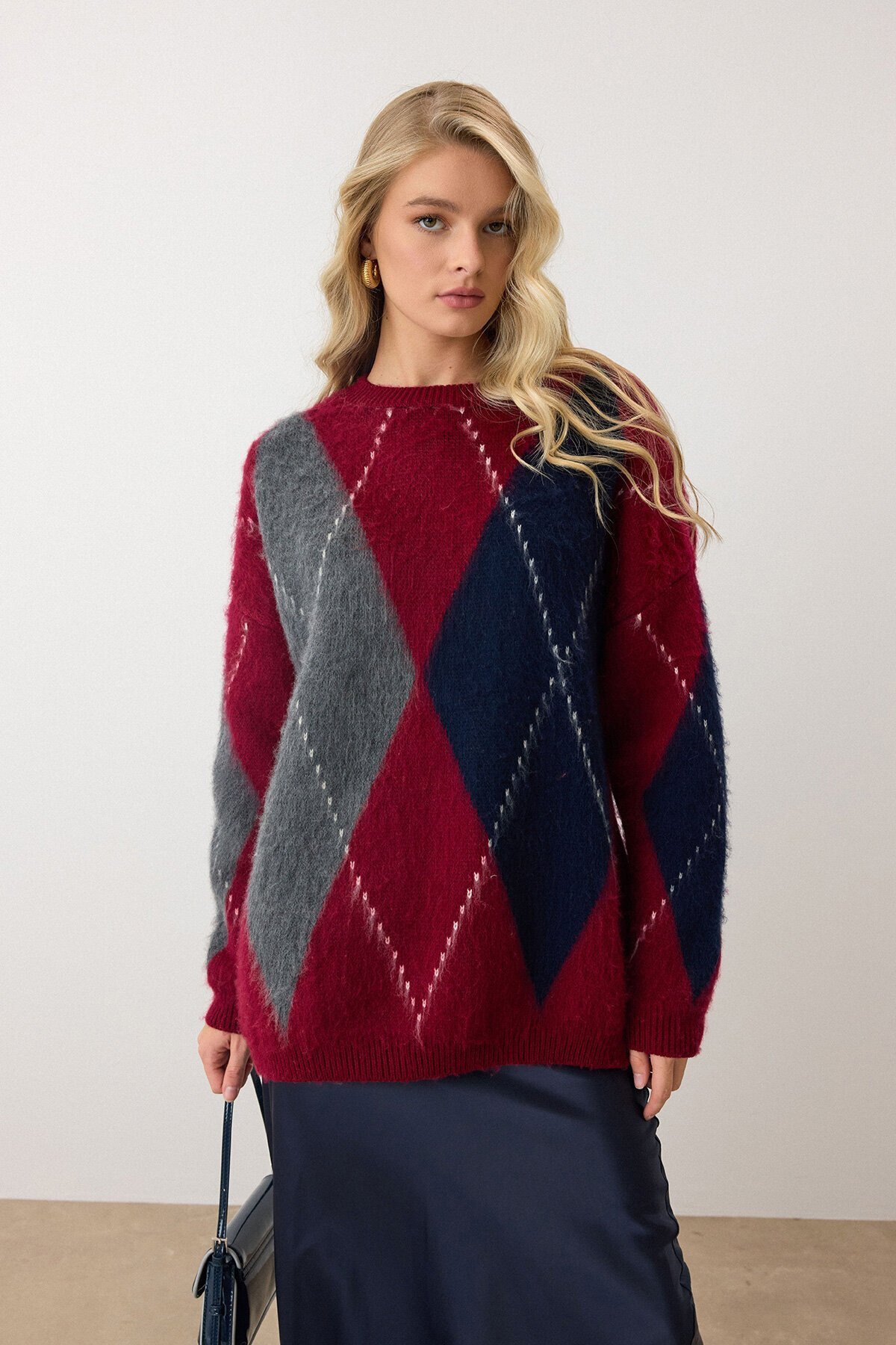 Bordo Ekose Desenli Yumuşak Dokulu Oversize Triko Kazak