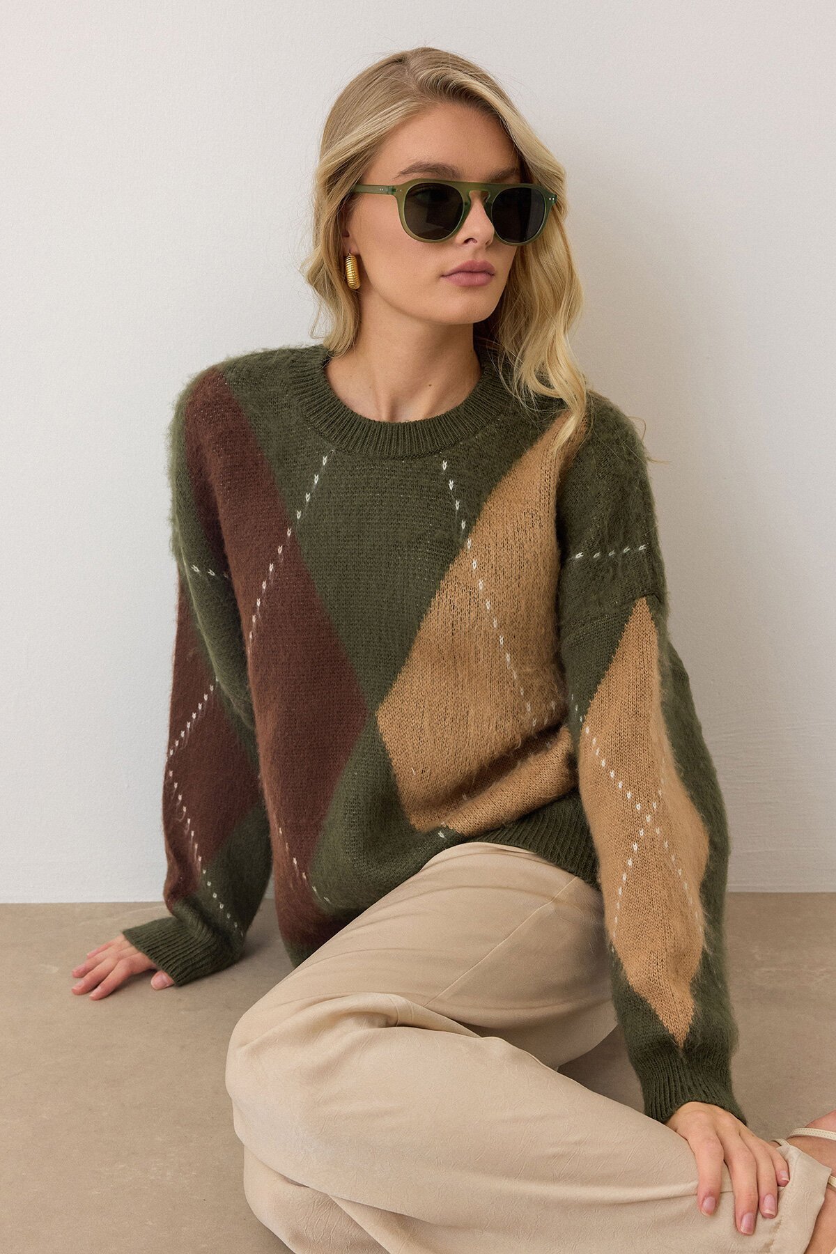 Haki Ekose Desenli Yumuşak Dokulu Oversize Triko Kazak