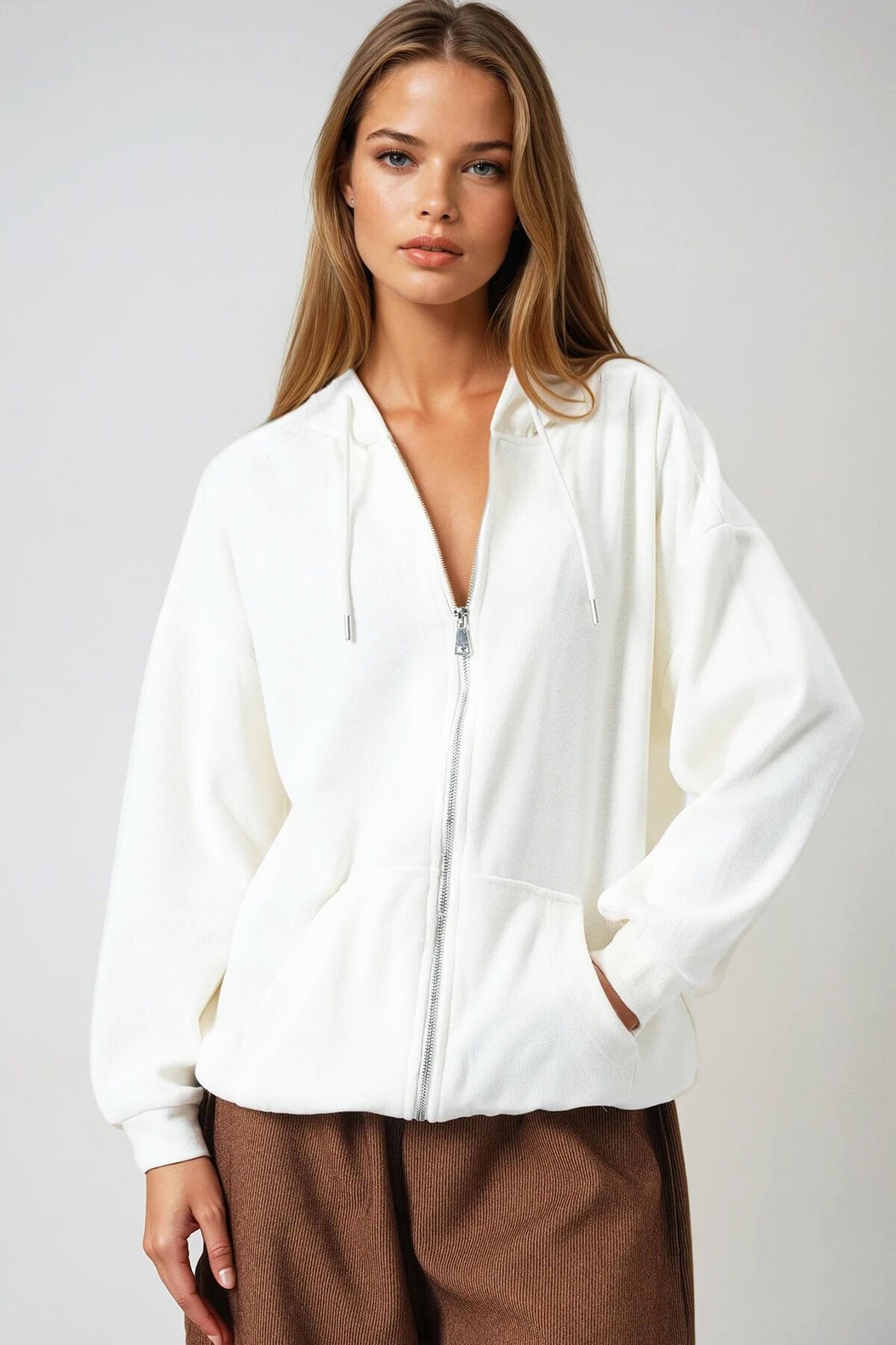 Çift Cepli Fermuar Kapamalı Kapüşonlu Hırka