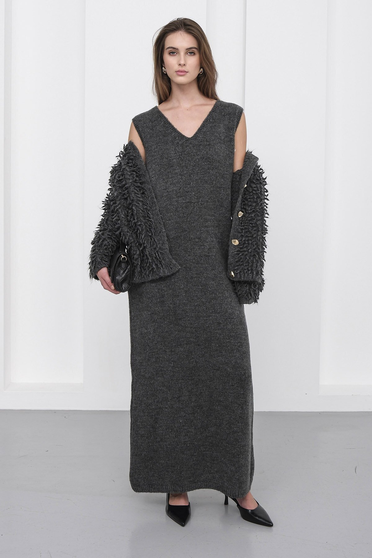 Gold Düğmeli Shaggy Hırka