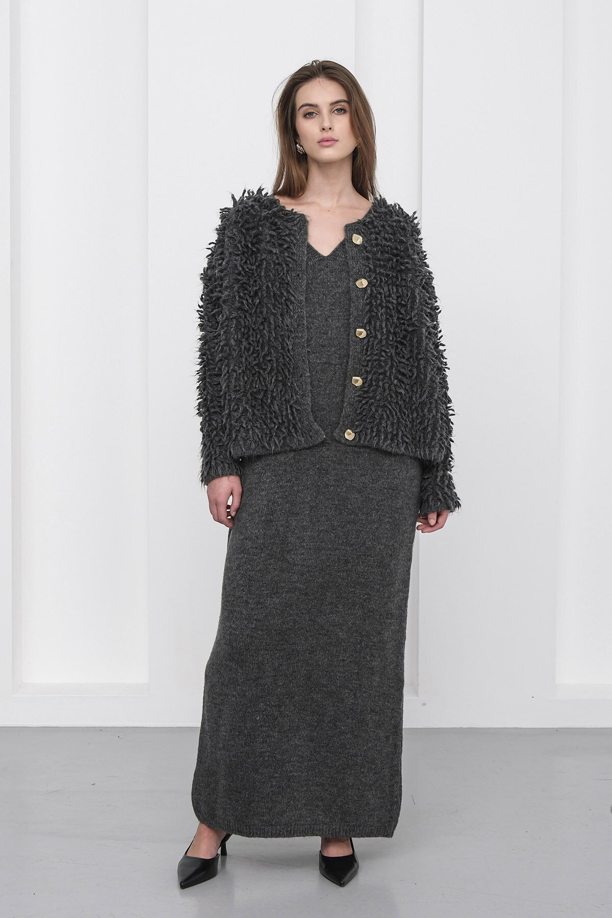 Gold Düğmeli Shaggy Hırka