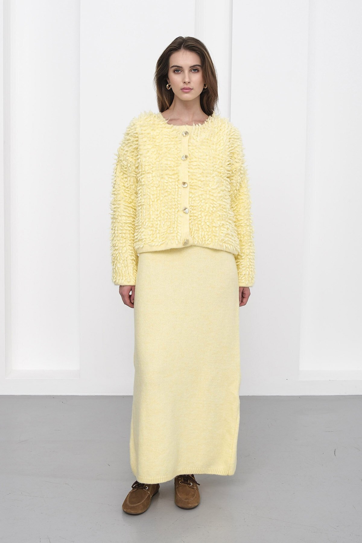 Gold Düğmeli Shaggy Hırka