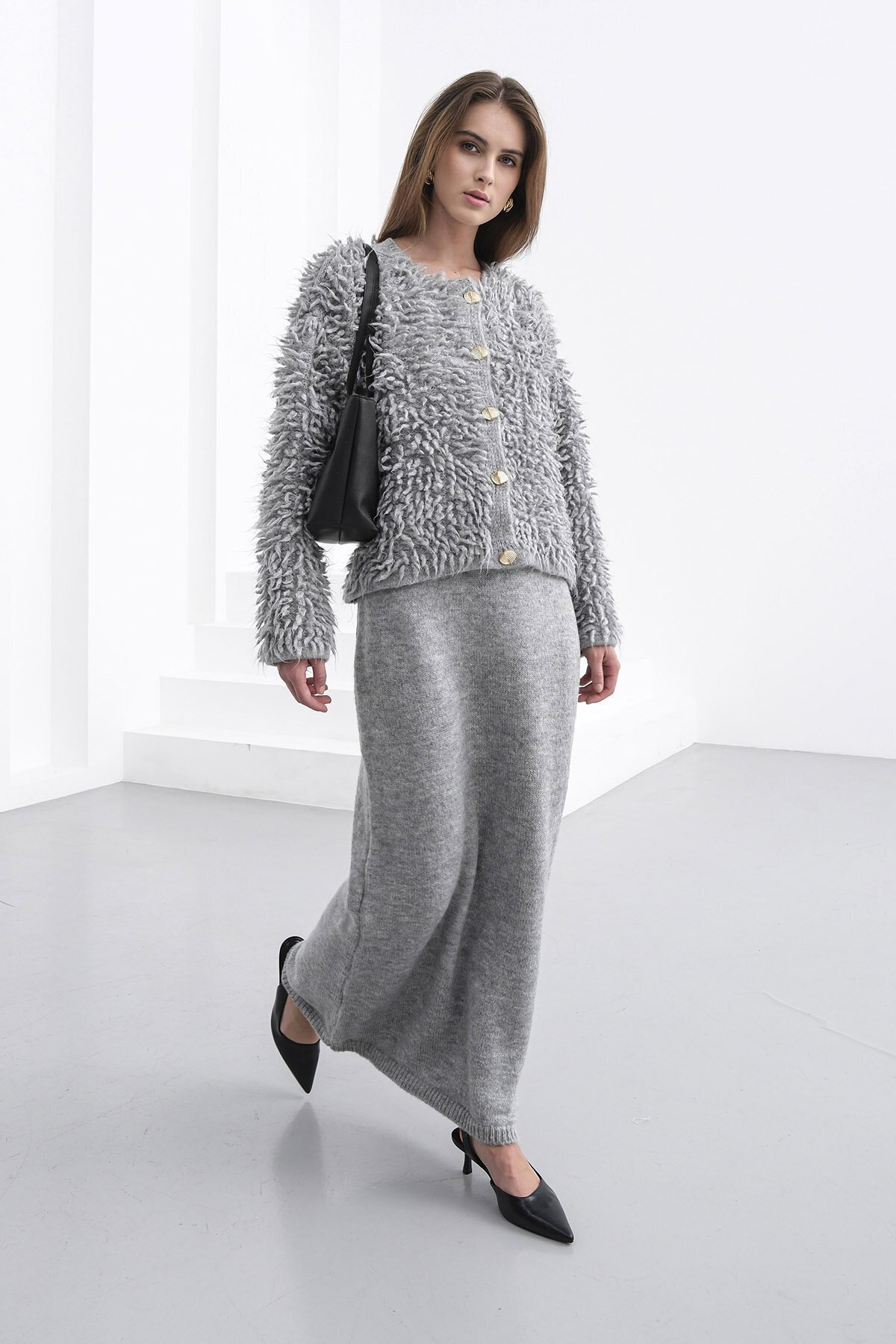 Gold Düğmeli Shaggy Hırka