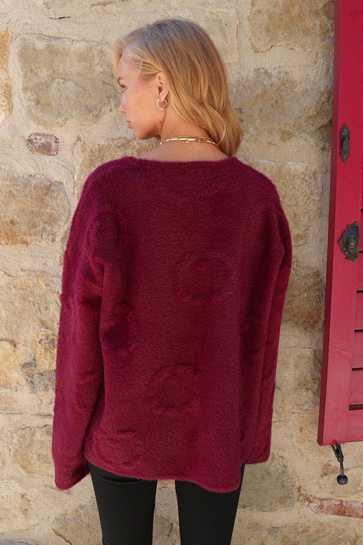 Kabartma Desen Yumoş Sakallı Triko Ceket