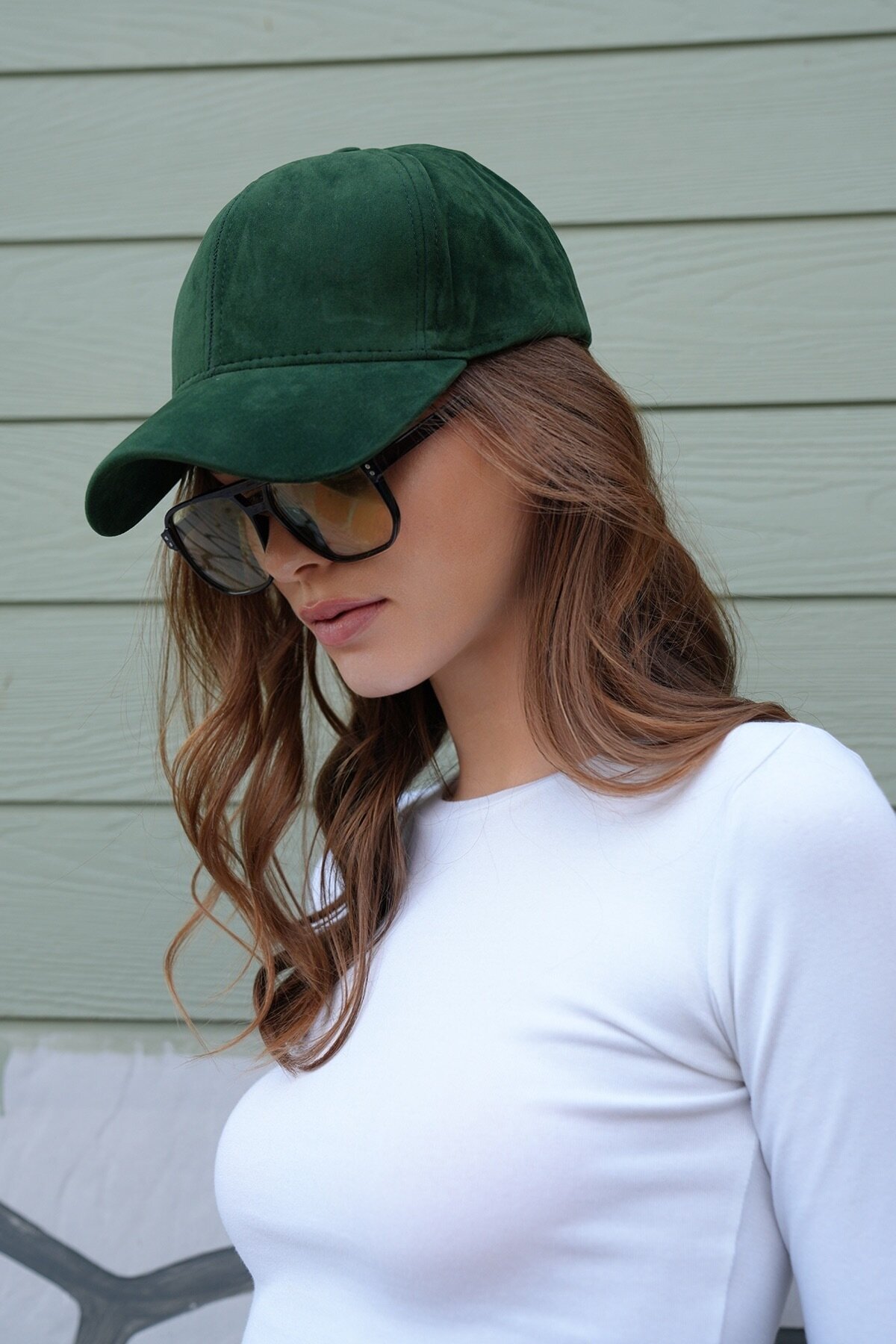 Kadife Dokulu Kavisli Siperlik Ayarlanabilir Şapka