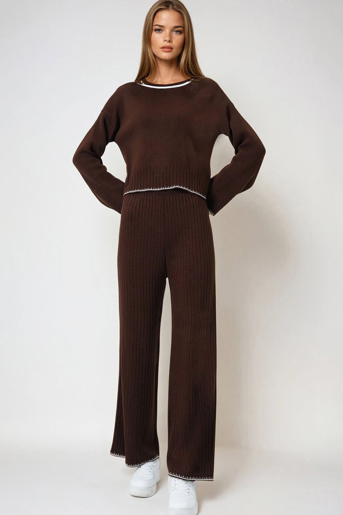 Kahverengi Biyeli Salaş Kazak Ve Triko Pantolon Takım