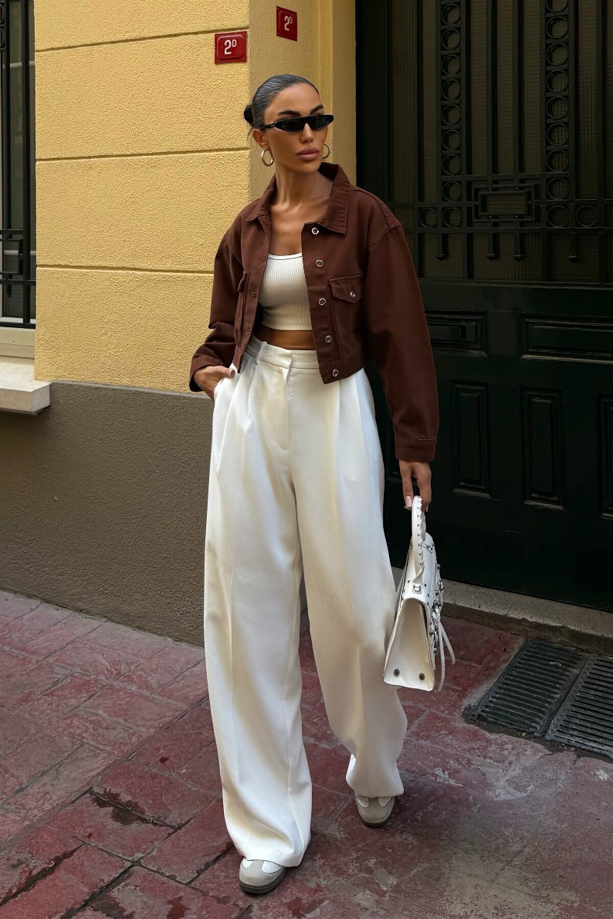 Kahverengi Çif Cepli Düğme Kapamalı Crop Denim Ceket