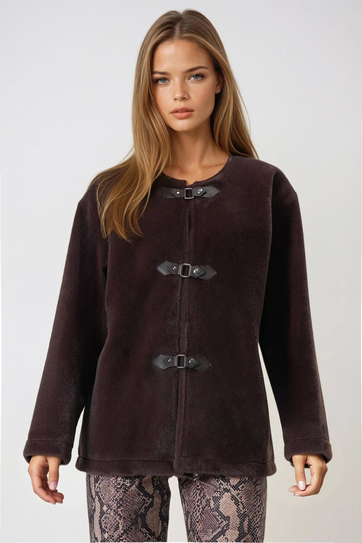 Kahverengi Çıtçıt Kapamalı Astarlı Püsküllü Ceket