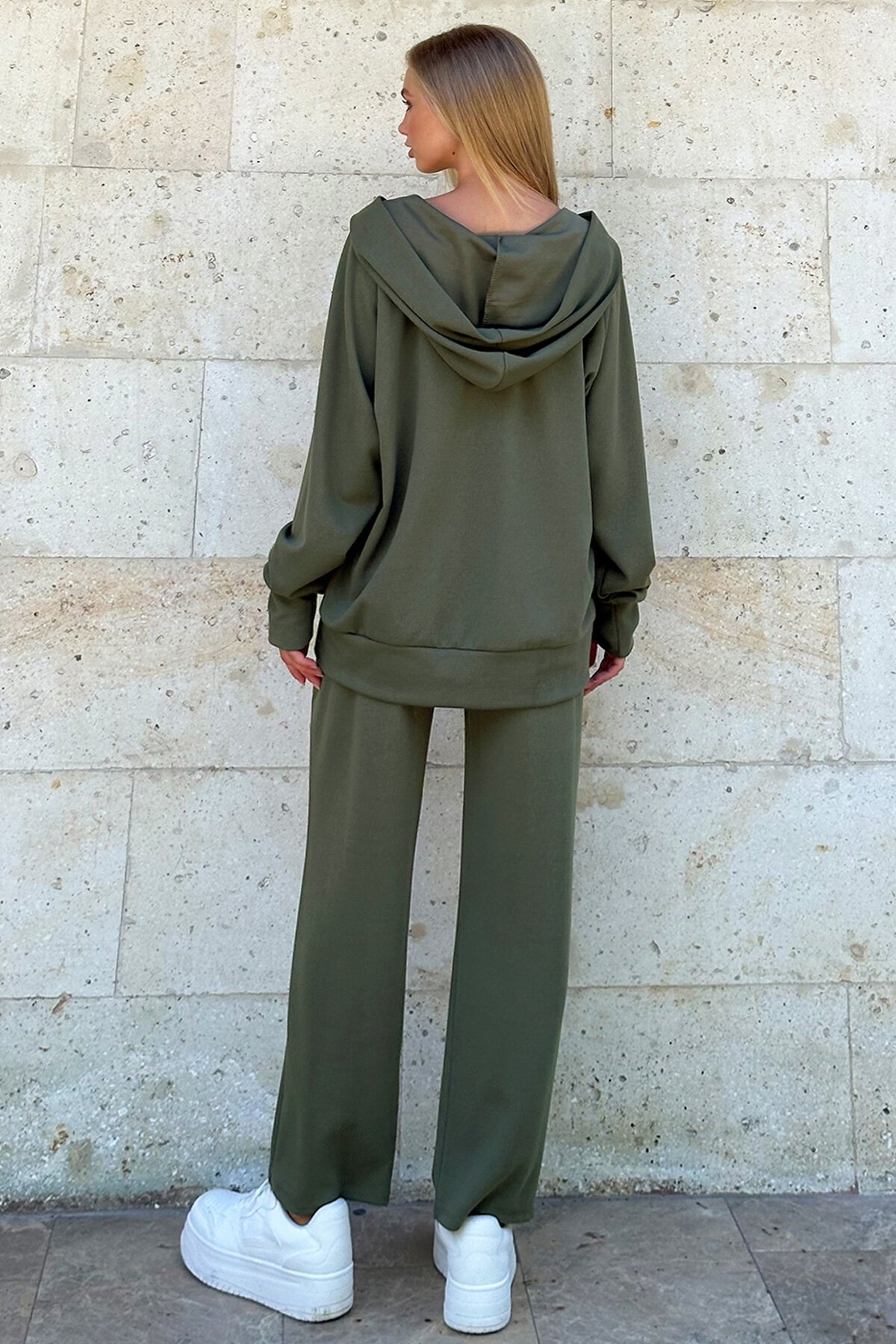 Haki Kapüşonlu Çıtçıtlı Oversize Sweatshirt Ve Pantolonlu Alt Üst Takım