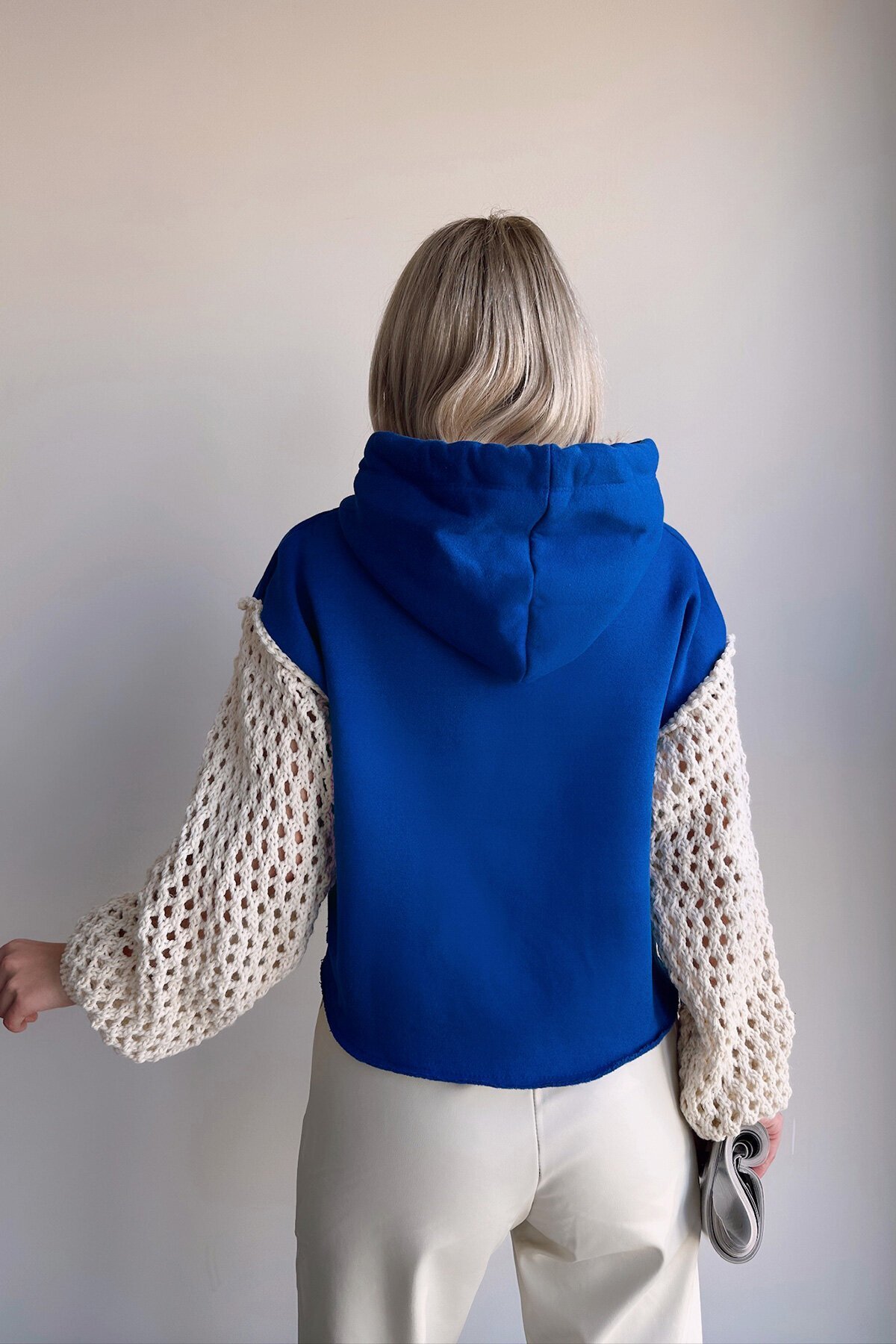 Saks Kapüşonlu File Örgü Kol Bağcıklı Crop Sweatshirt