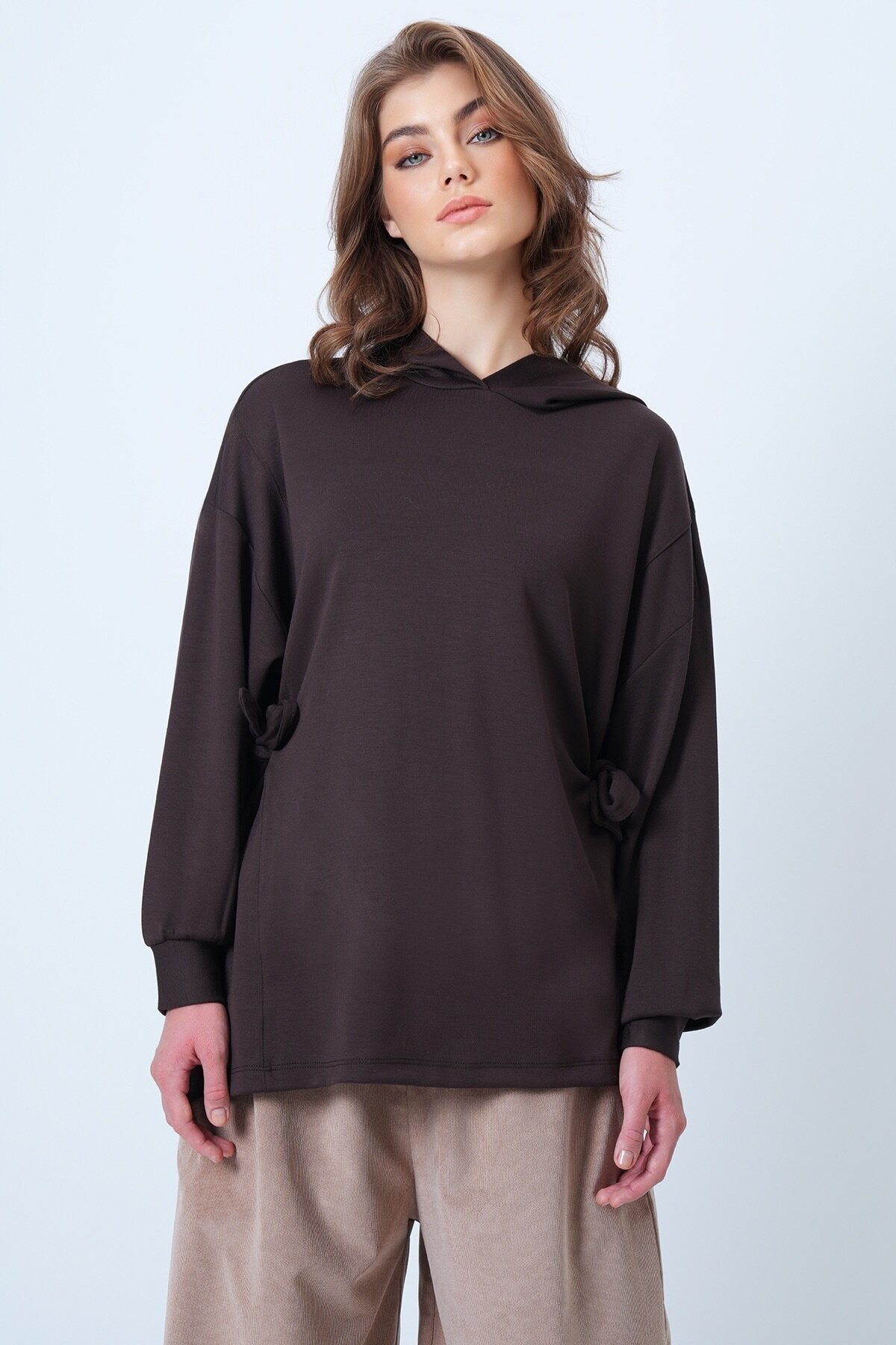 Kapüsonlu Yandan Bağlamalı Modal Oversize Sweatshirt