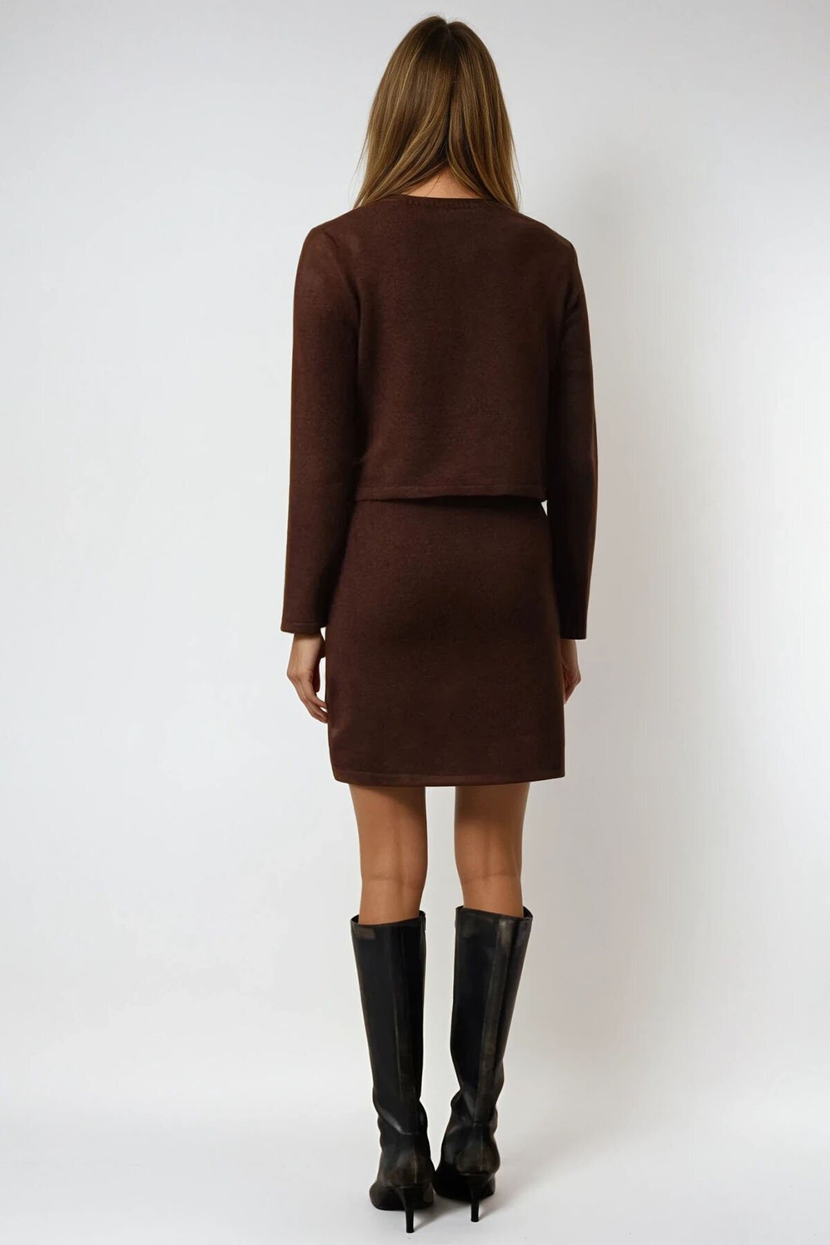 Acı Kahve Kare Yaka Kısa Kollu Vücudu Saran Mini Elbise Ve Düğmeli Crop Hırka Takım