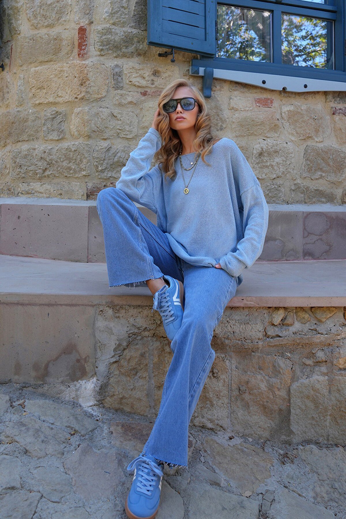 Kayık Yaka İnce Örme Kazak