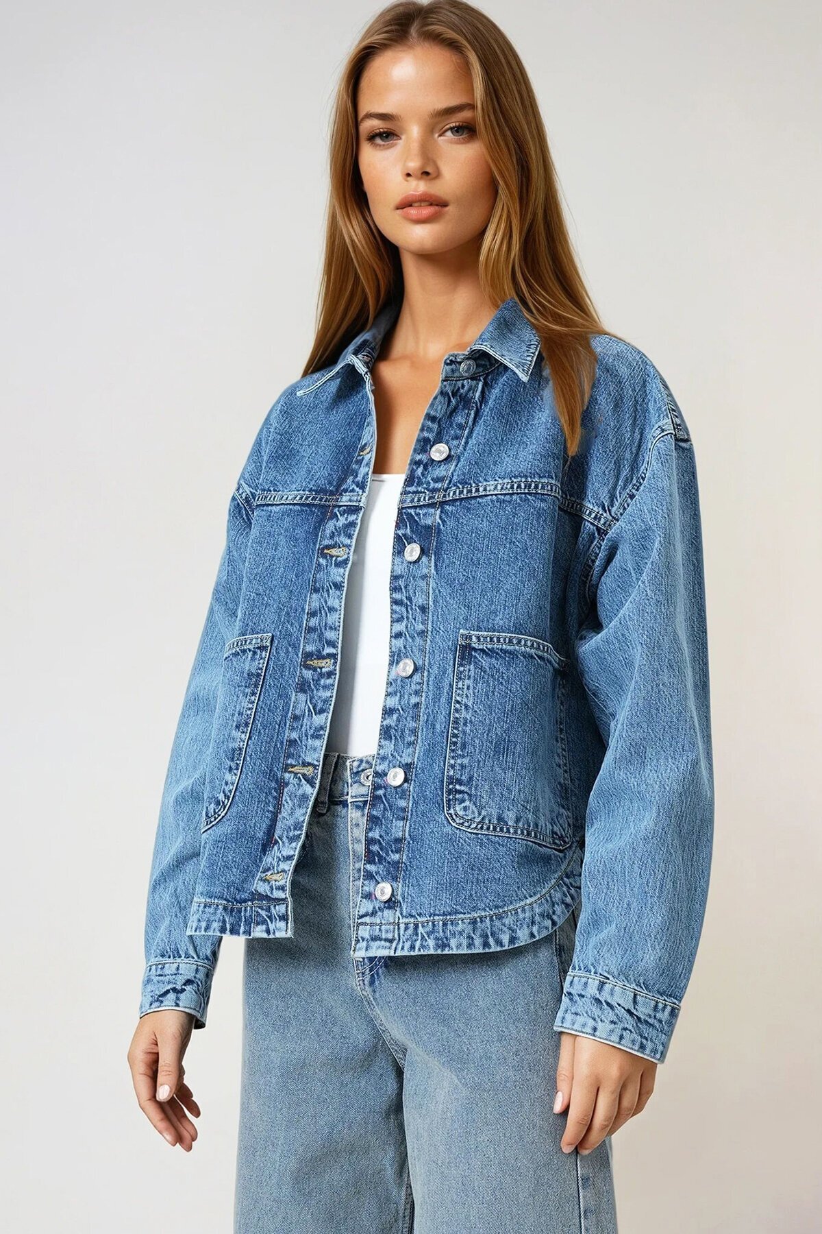 Mavi Çift Cepli Tam Düğme Kapamalı Denim Ceket