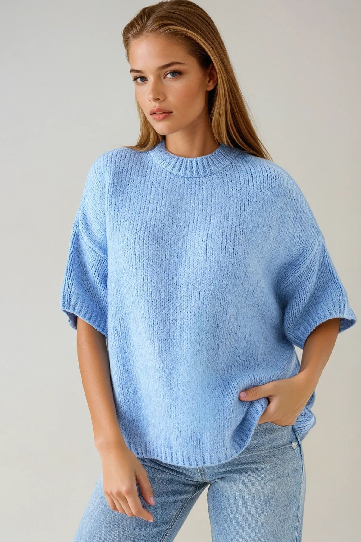 Mavi Yarım Kollu Yarım Balıkçı Yaka Oversize Yumuşak Dokulu Triko Kazak