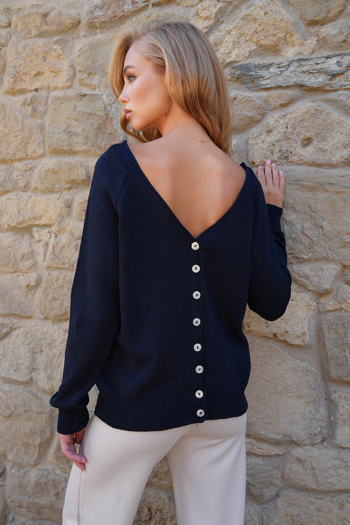 Ön Arka V Yaka Düğme Detaylı Triko Bluz