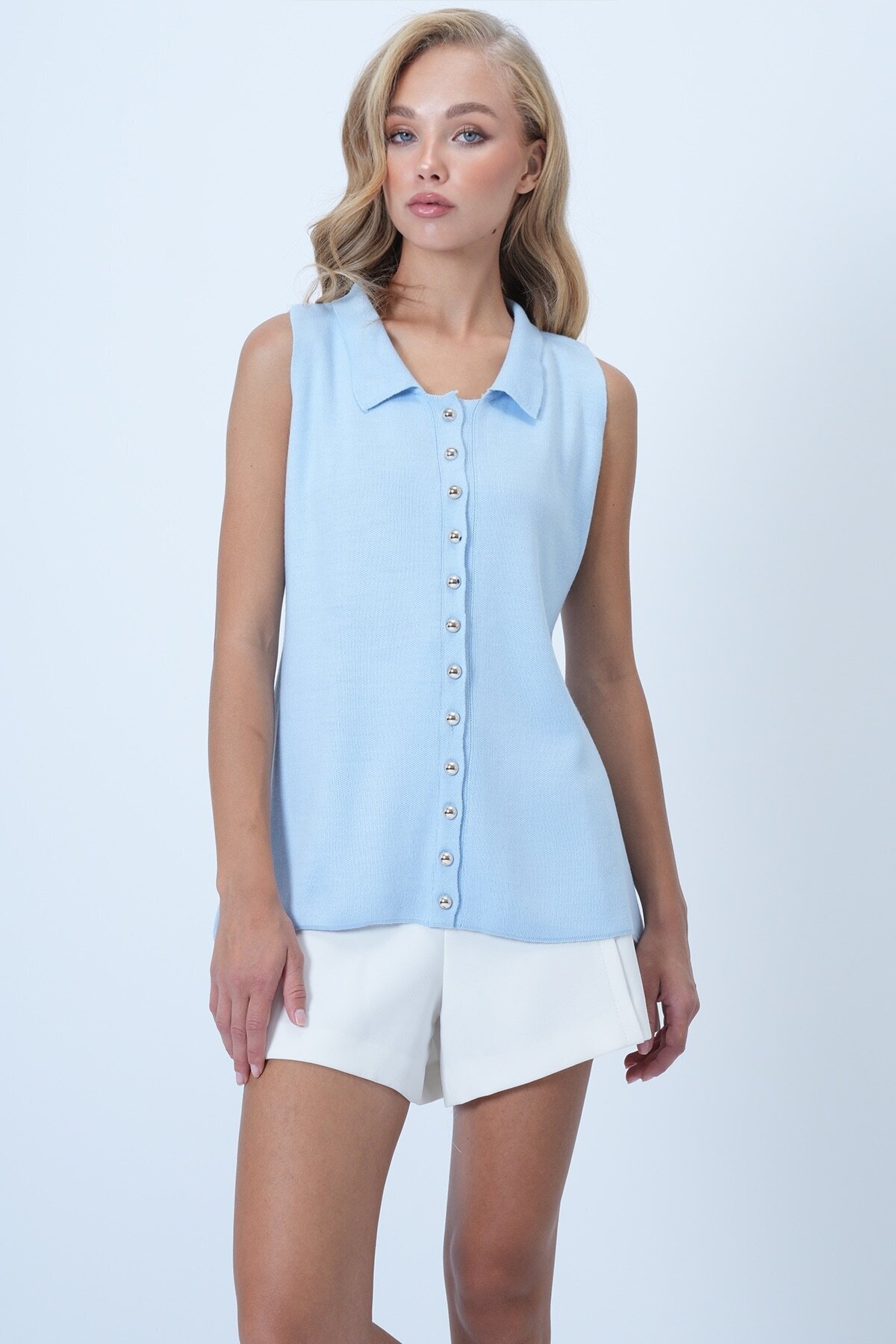 Polo Yaka Gold Düğmeli Triko Yelek