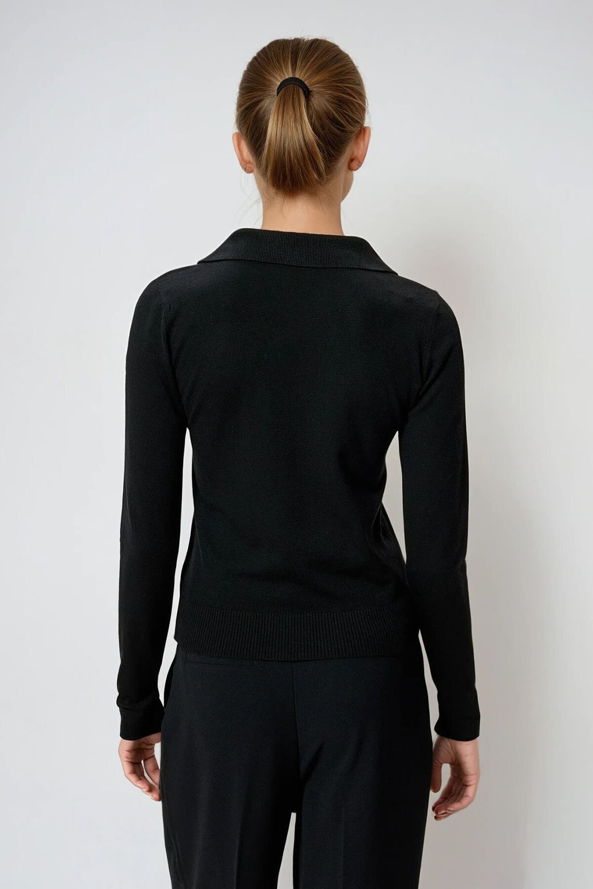 Siyah Polo Yaka Uzun Kollu Bluz