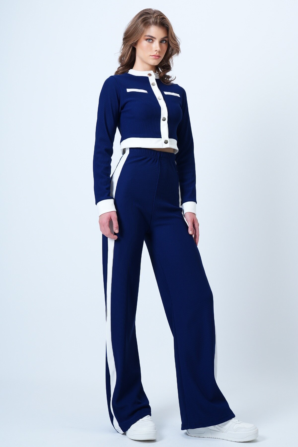 Renk Bloklu Crop Ceket Ve  Ottaban Pantolon Takım