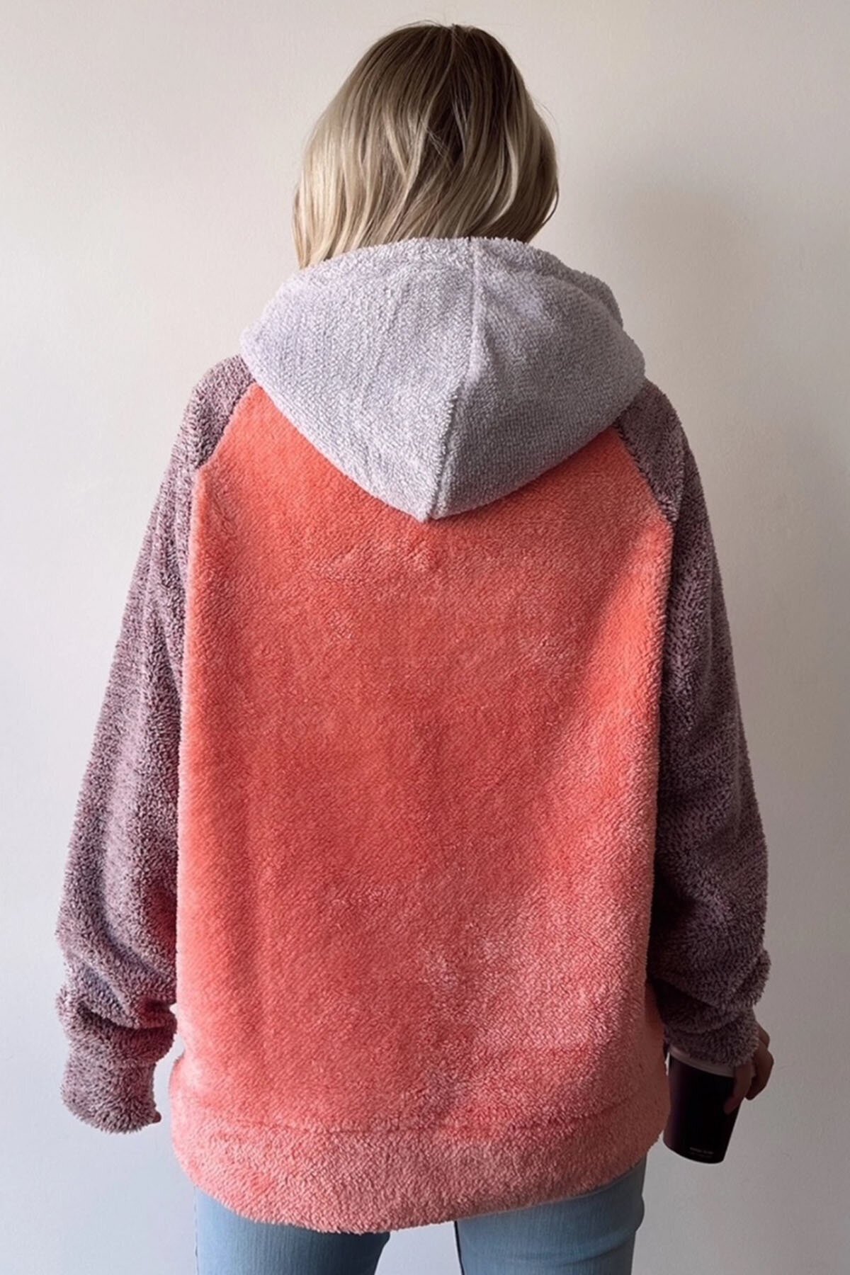 Turuncu Renk Bloklu Kapüşonlu Yarım Fermuarlı Kanguru Cepli Oversize Sweatshirt
