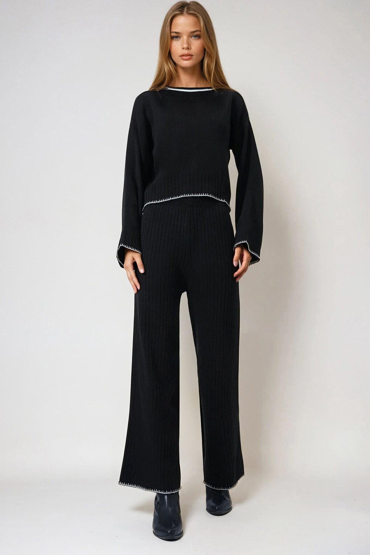 Siyah Biyeli Salaş Kazak Ve Triko Pantolon Takım