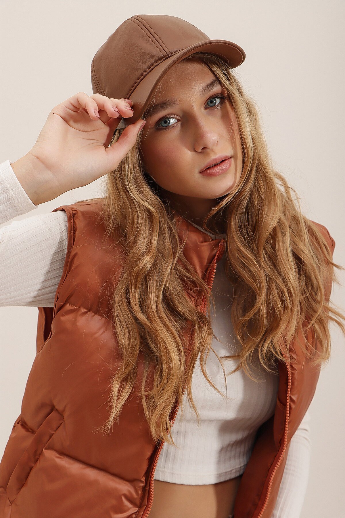 Kahverengi Suni Deri Şapka