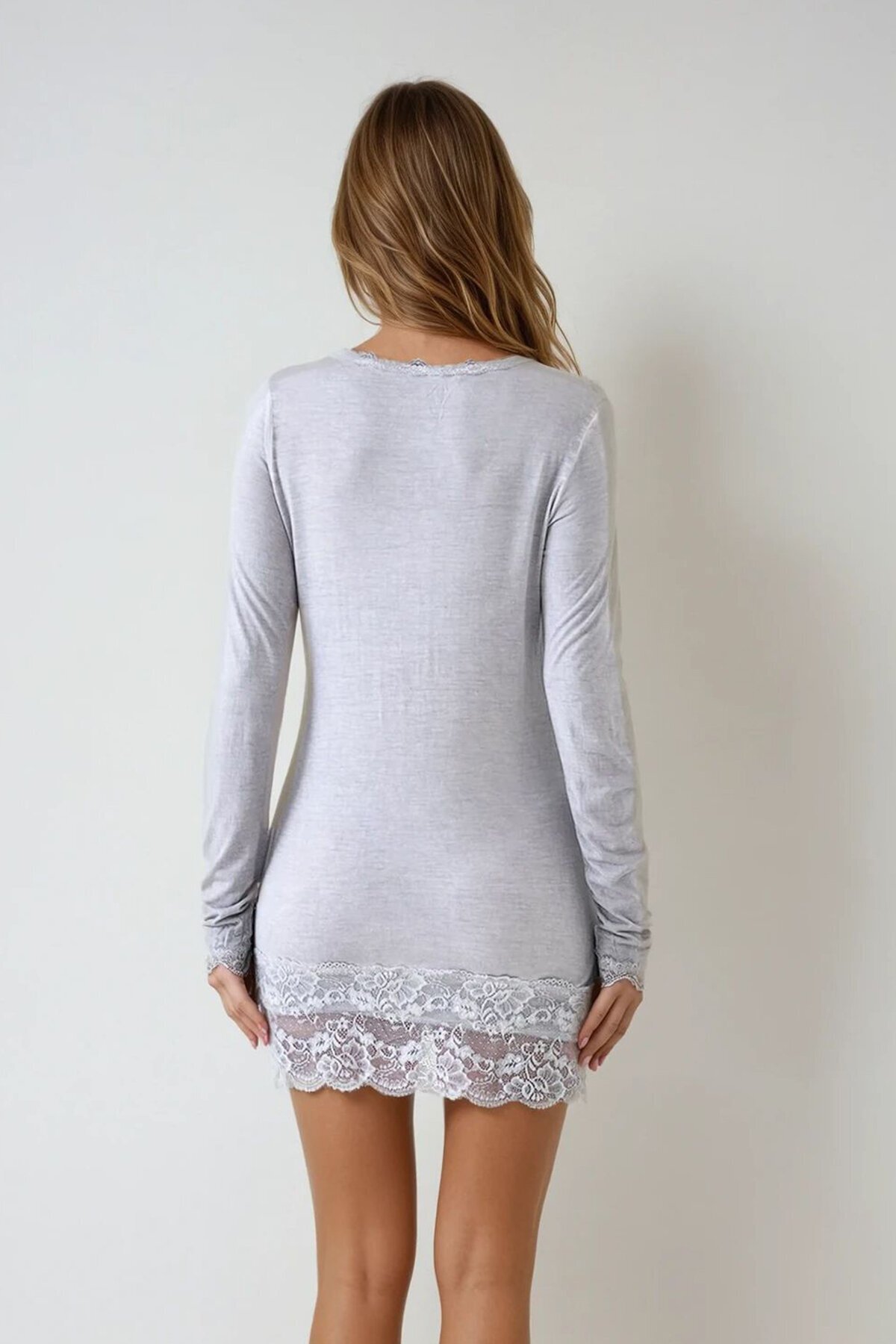 Gri U Yaka Dantel Detaylı Uzun Kollu Mini Elbise