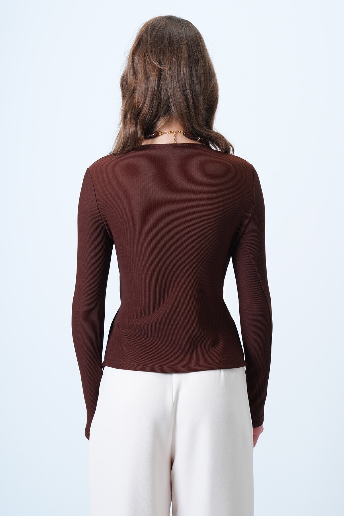 V Yaka Gold Aksesuarlı Ottaban Bluz