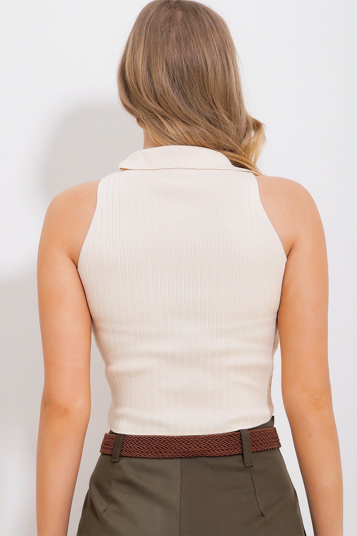 Vanilya V Yaka Kolsuz Yumuşak Dokulu Triko Bluz