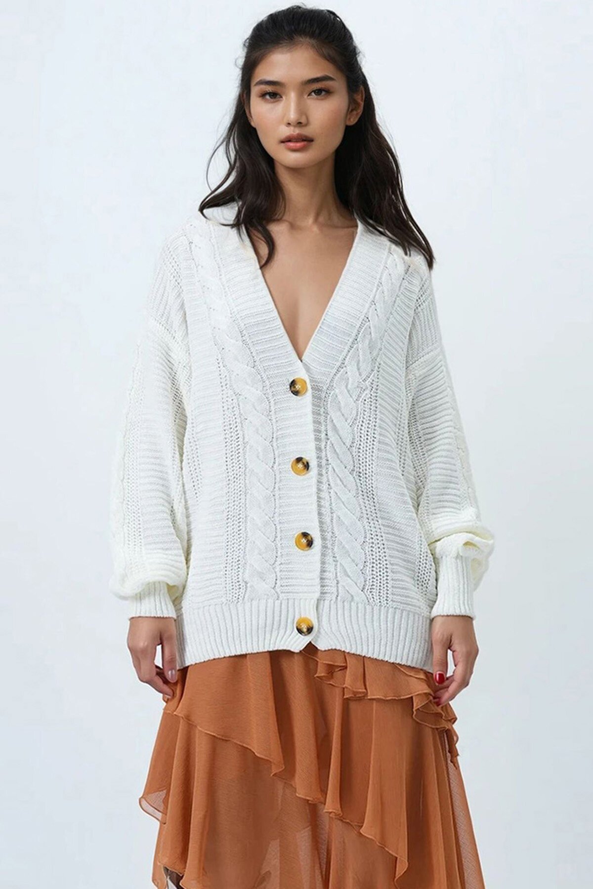 V Yaka Saç Örgü Desenli Balon Kol Triko Hırka