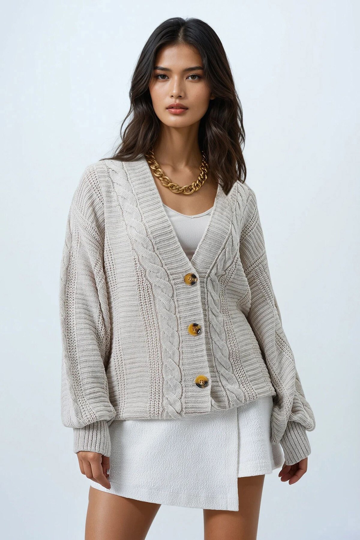 V Yaka Saç Örgü Desenli Balon Kol Triko Hırka