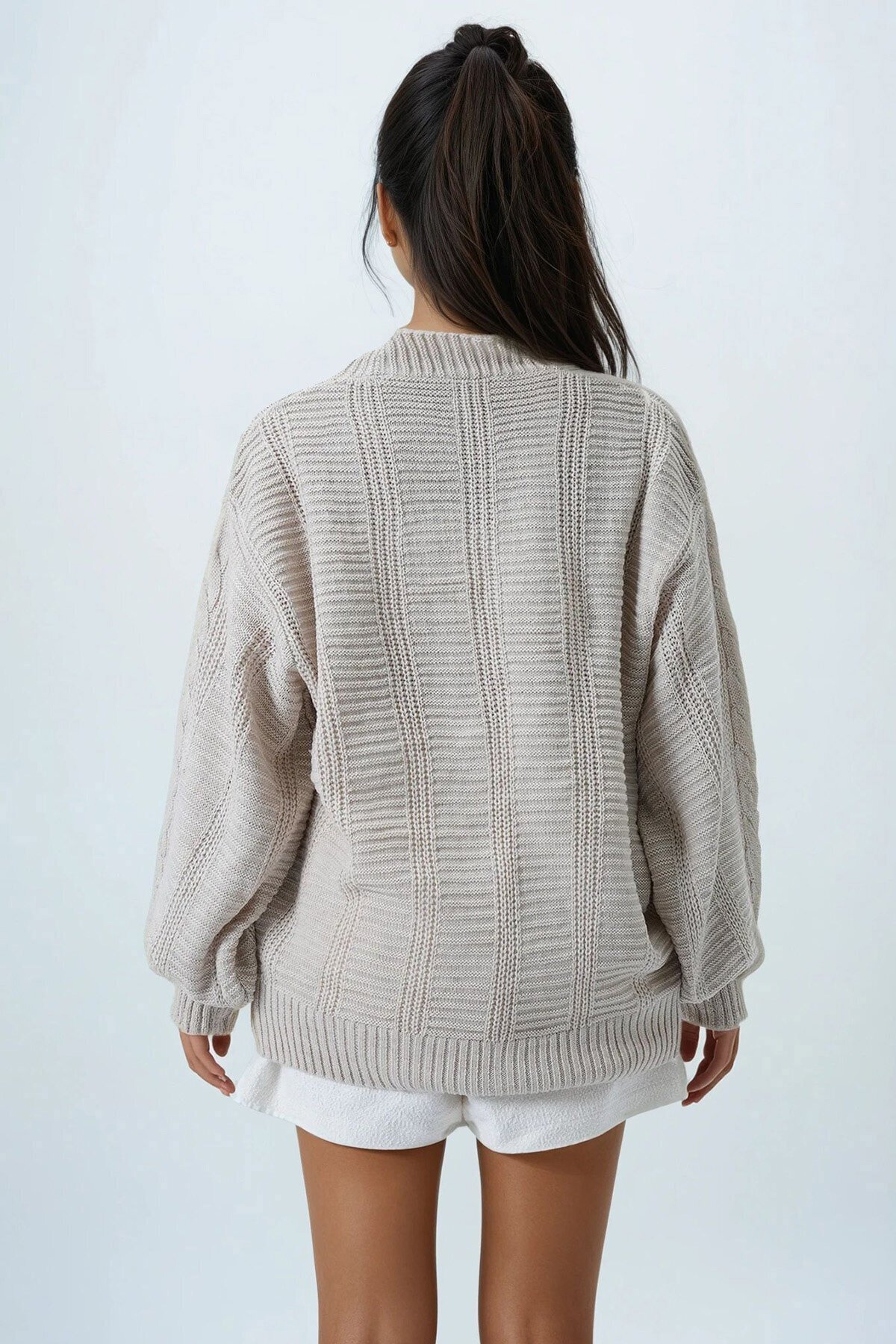 V Yaka Saç Örgü Desenli Balon Kol Triko Hırka