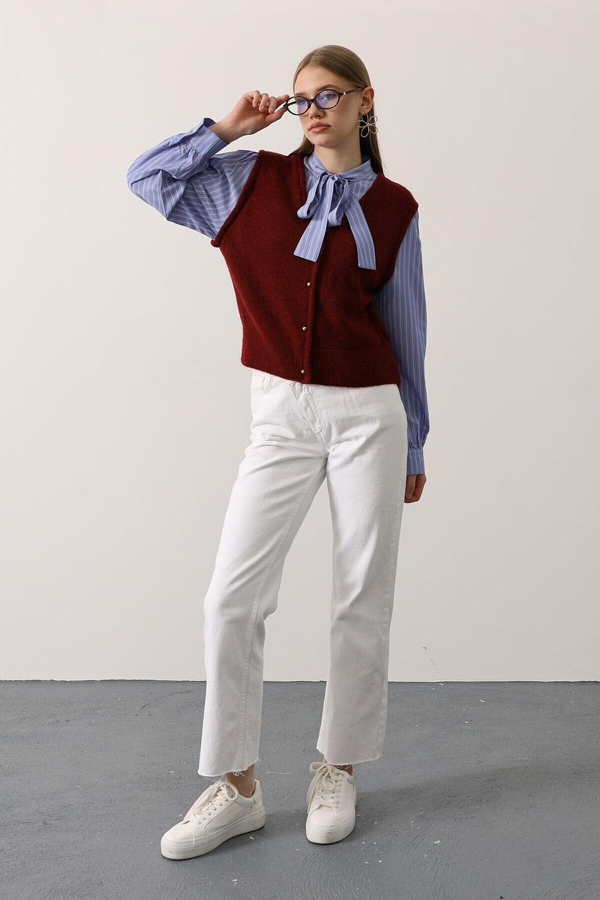 Yelek Detaylı Çizgili Bağlamalı Gömlek