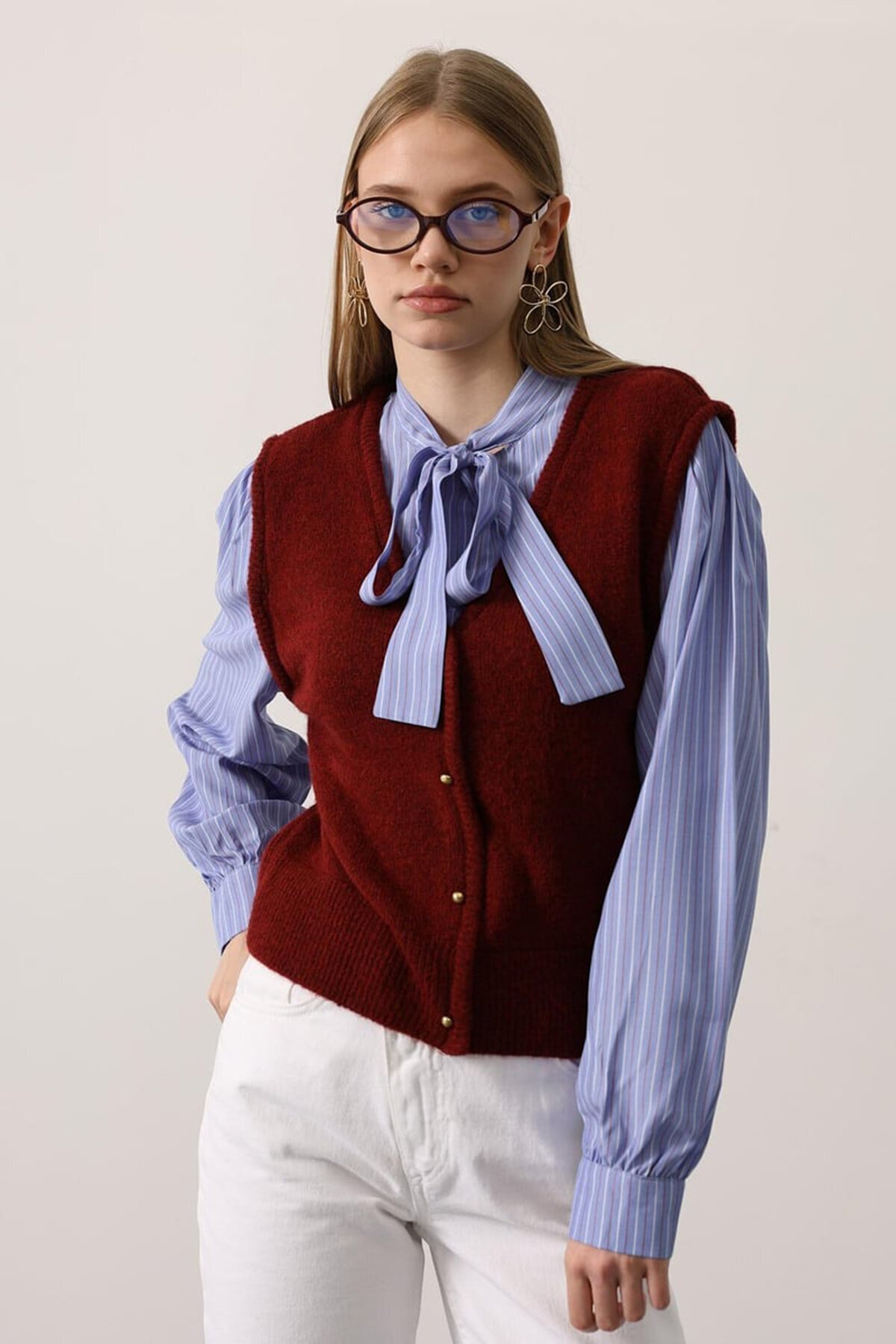 Yelek Detaylı Çizgili Bağlamalı Gömlek