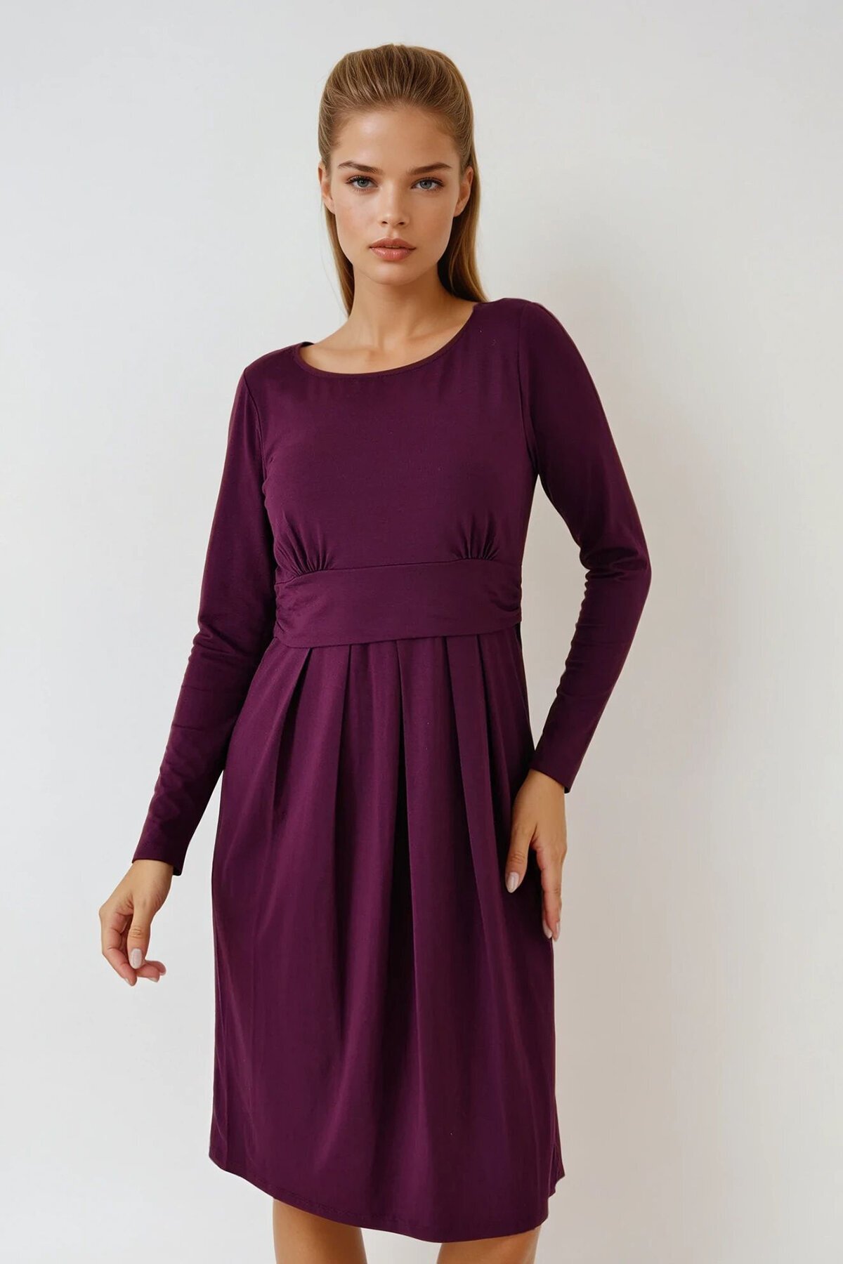 Bordo Yuvarlak Yaka Çeyrek Kol Beli Büzgülü Pileli  Elbise