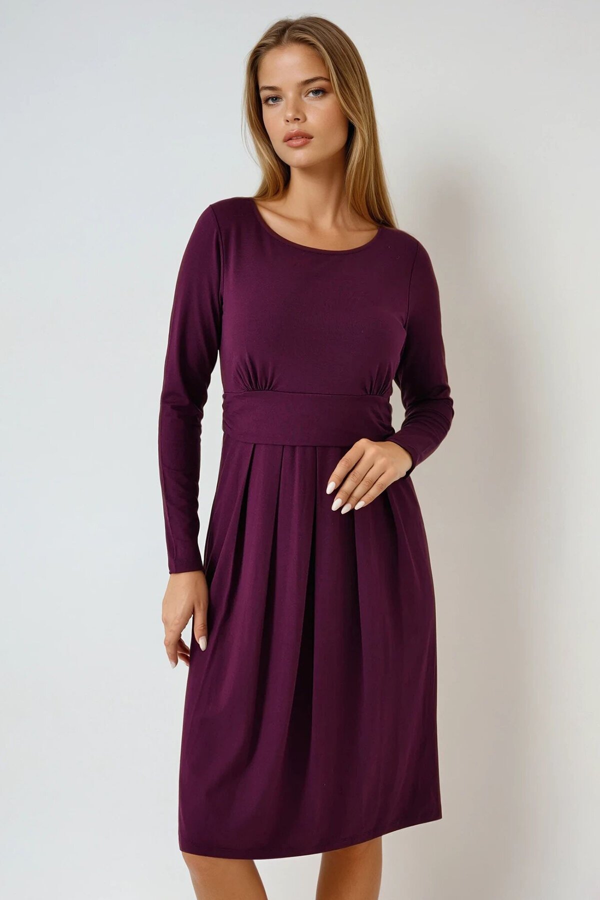 Bordo Yuvarlak Yaka Çeyrek Kol Beli Büzgülü Pileli  Elbise