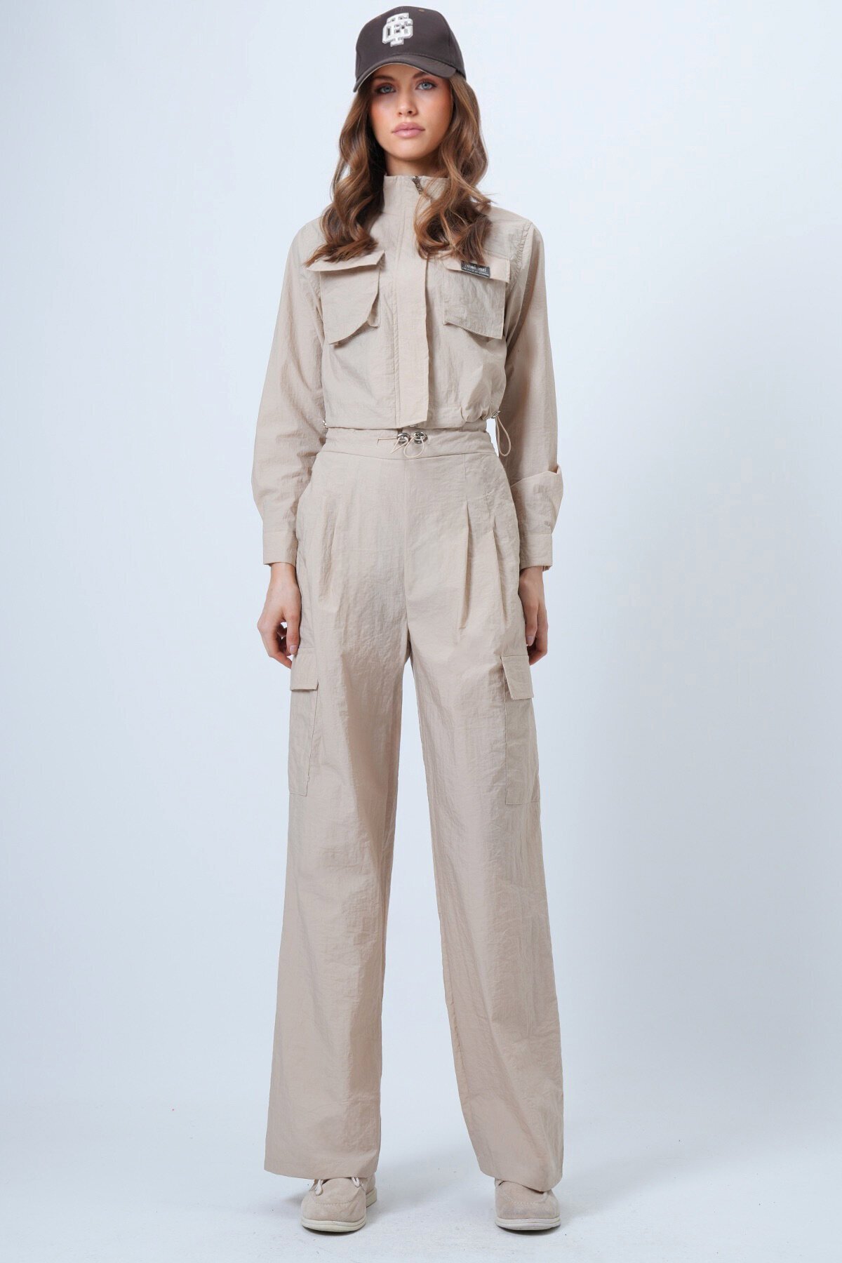 Hakim Yaka Çift Kapak Cepli Ceket Ve Bol Paça Pantolon Takım