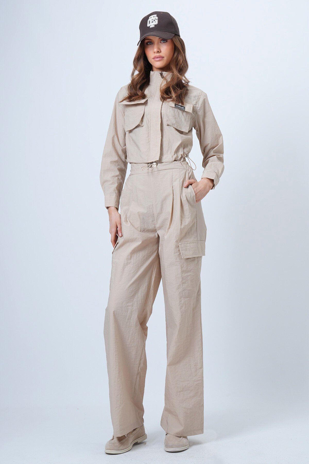 Hakim Yaka Çift Kapak Cepli Ceket Ve Bol Paça Pantolon Takım