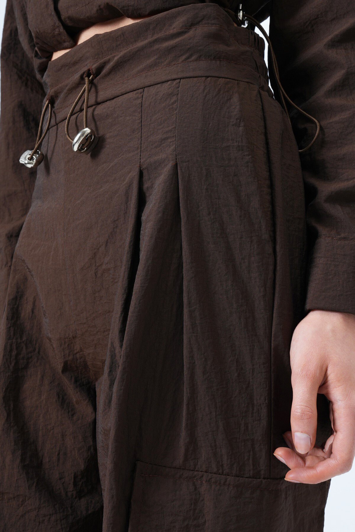 Hakim Yaka Çift Kapak Cepli Ceket Ve Bol Paça Pantolon Takım