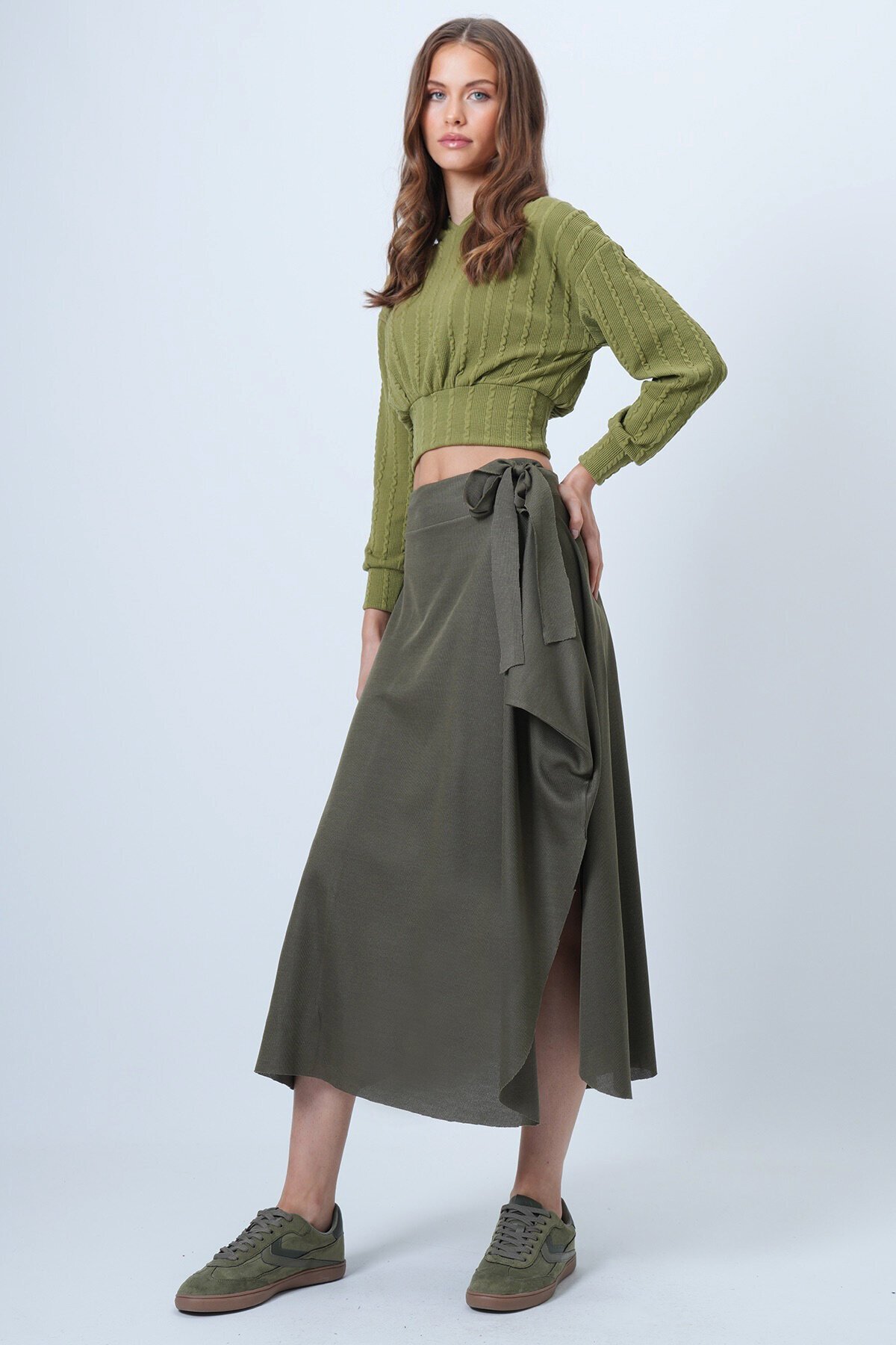 Asimetrik Kesim Kendinden Dokulu Bağlamalı Etek