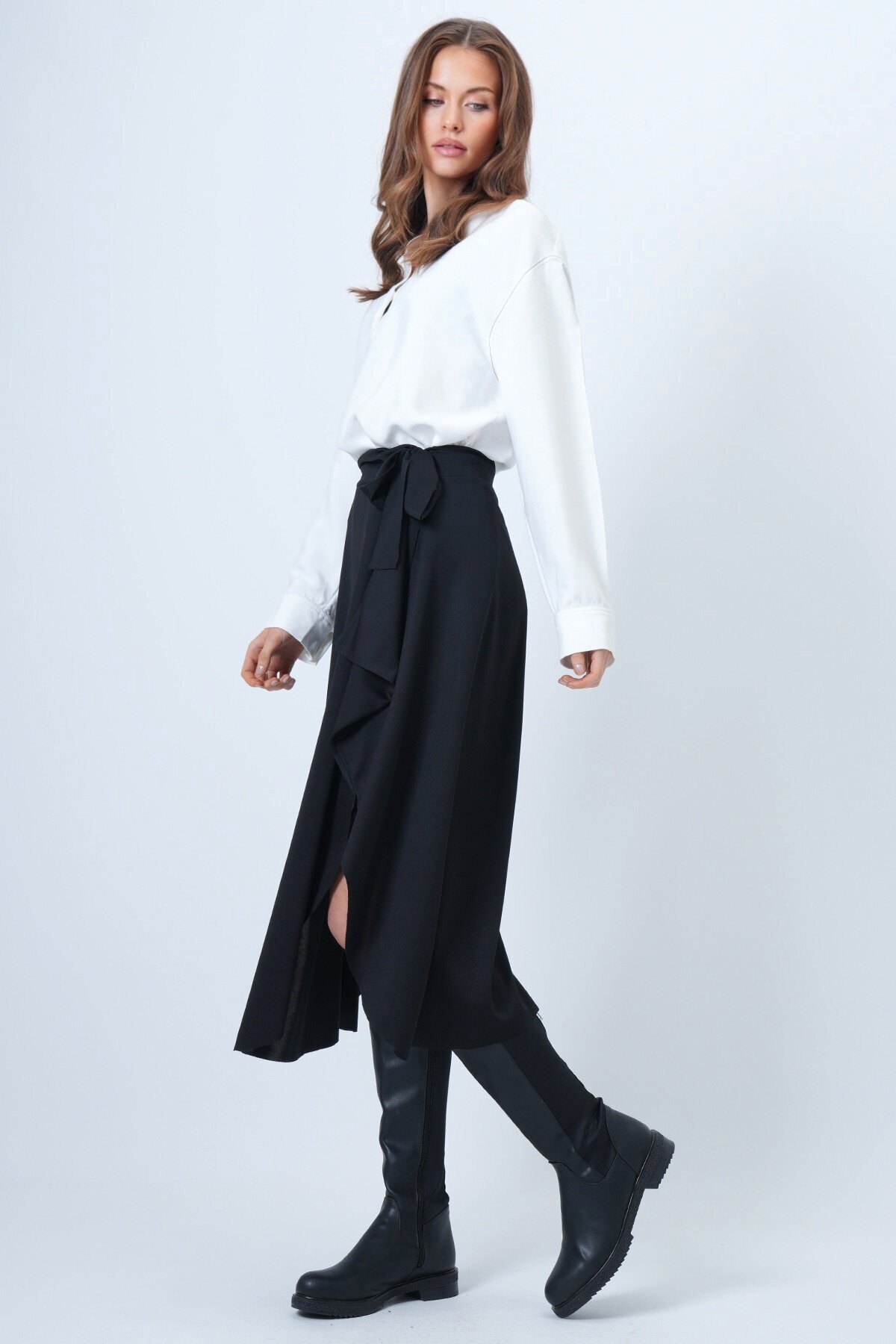 Asimetrik Kesim Kendinden Dokulu Bağlamalı Etek