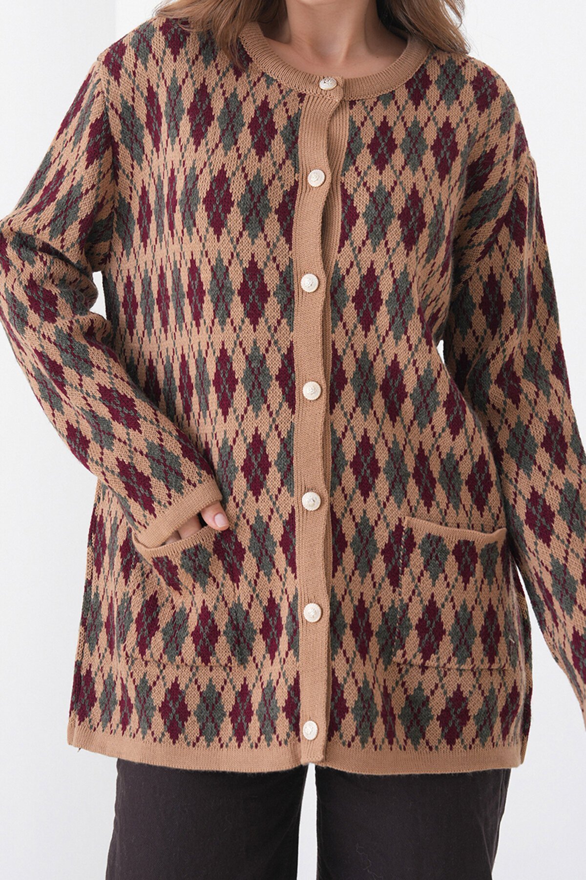 Baklava Desenli Düğmeli Cepli Triko Hırka